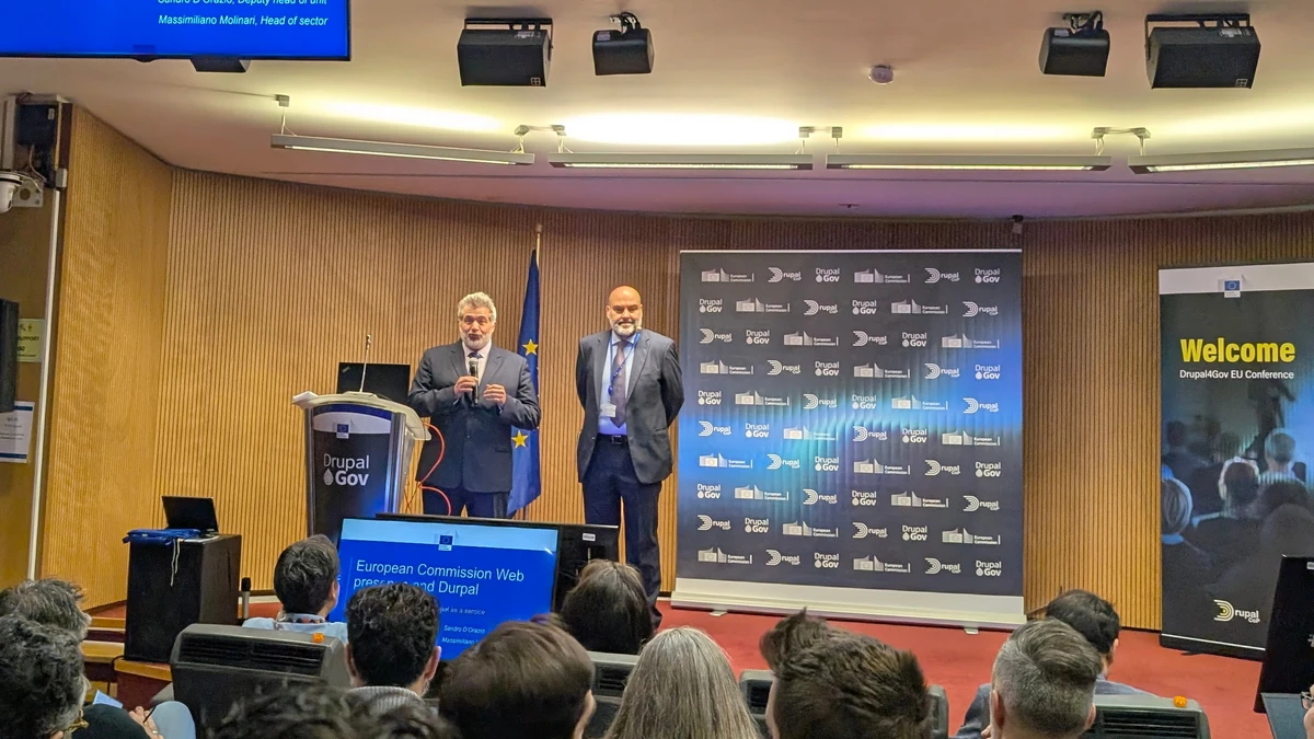 Sandro D'Orazio and Massimiliano Molinari from the European Commission